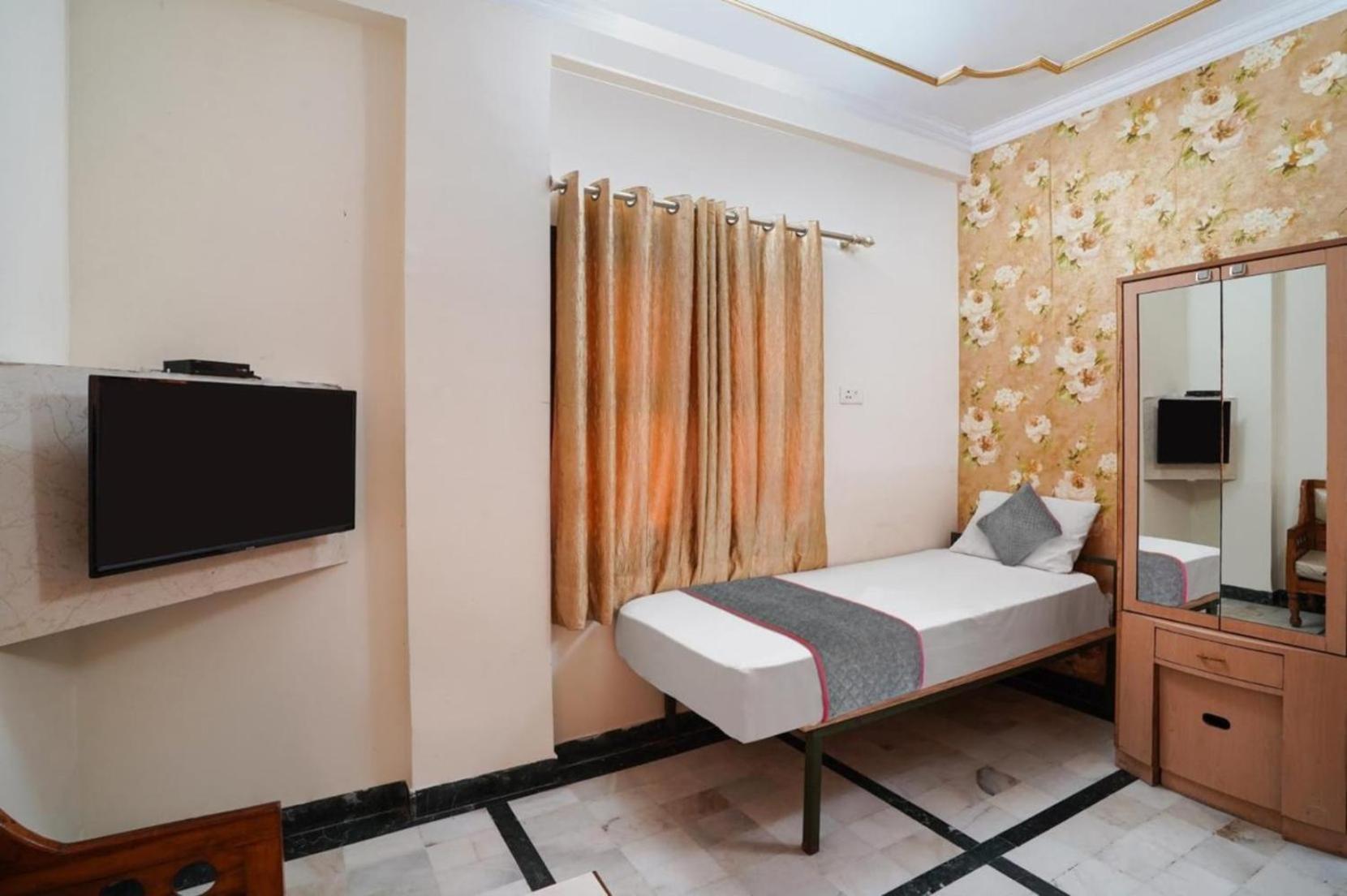 Hotel Vijay Niwas ジャイプール エクステリア 写真