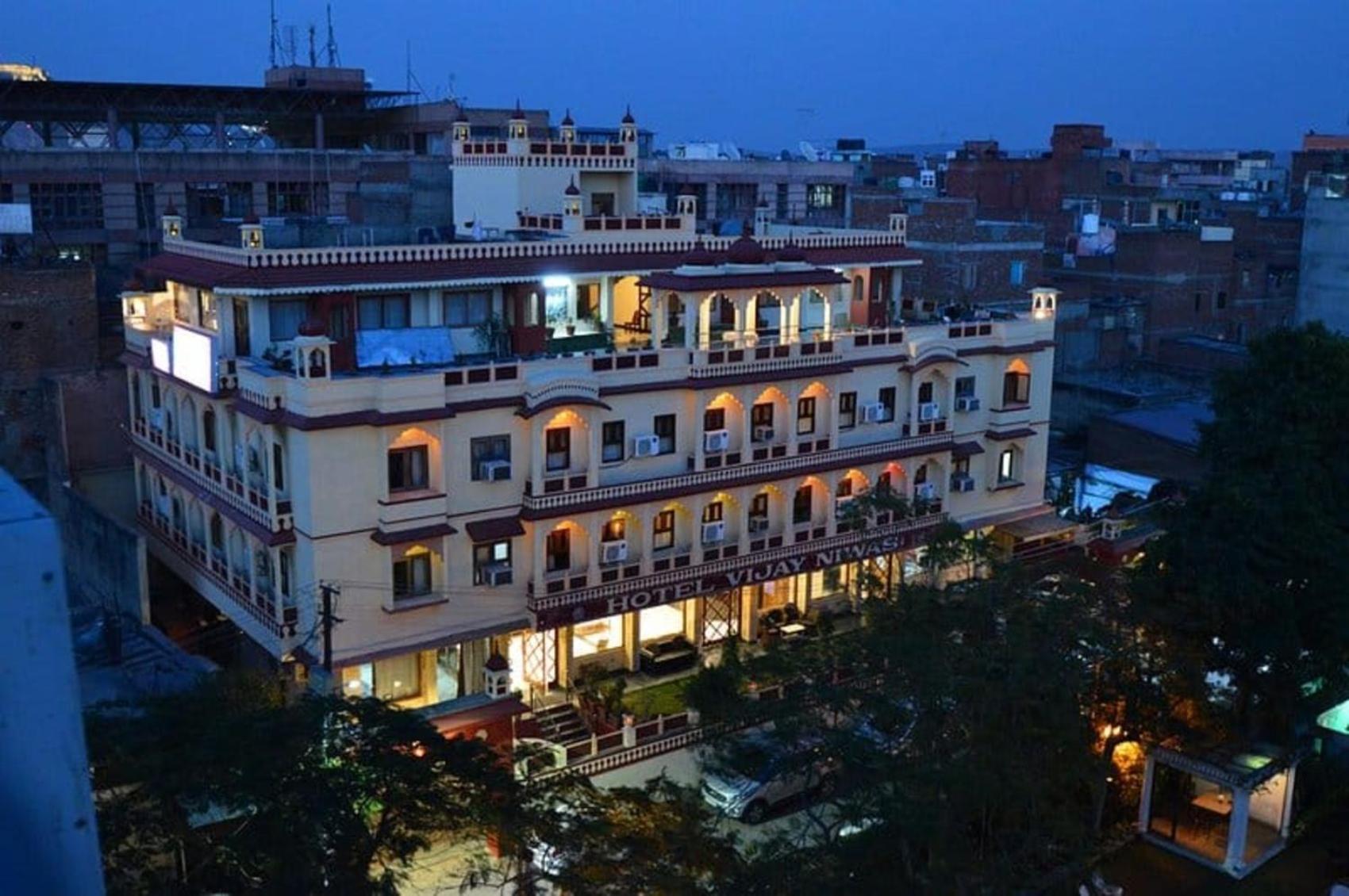 Hotel Vijay Niwas ジャイプール エクステリア 写真
