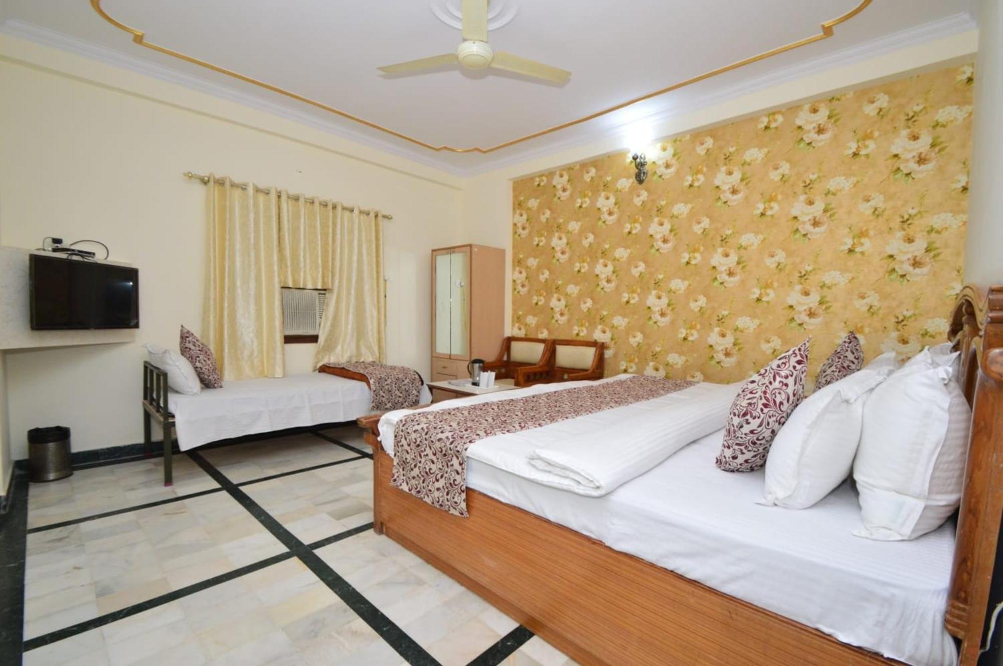 Hotel Vijay Niwas ジャイプール エクステリア 写真